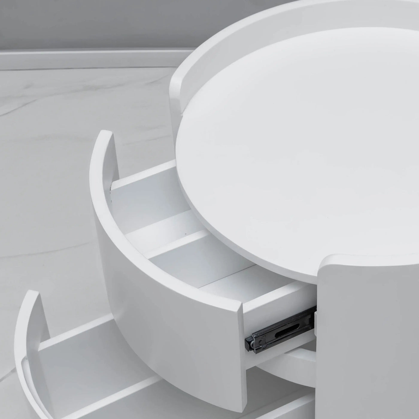 Whale Spa- Circa Trolley